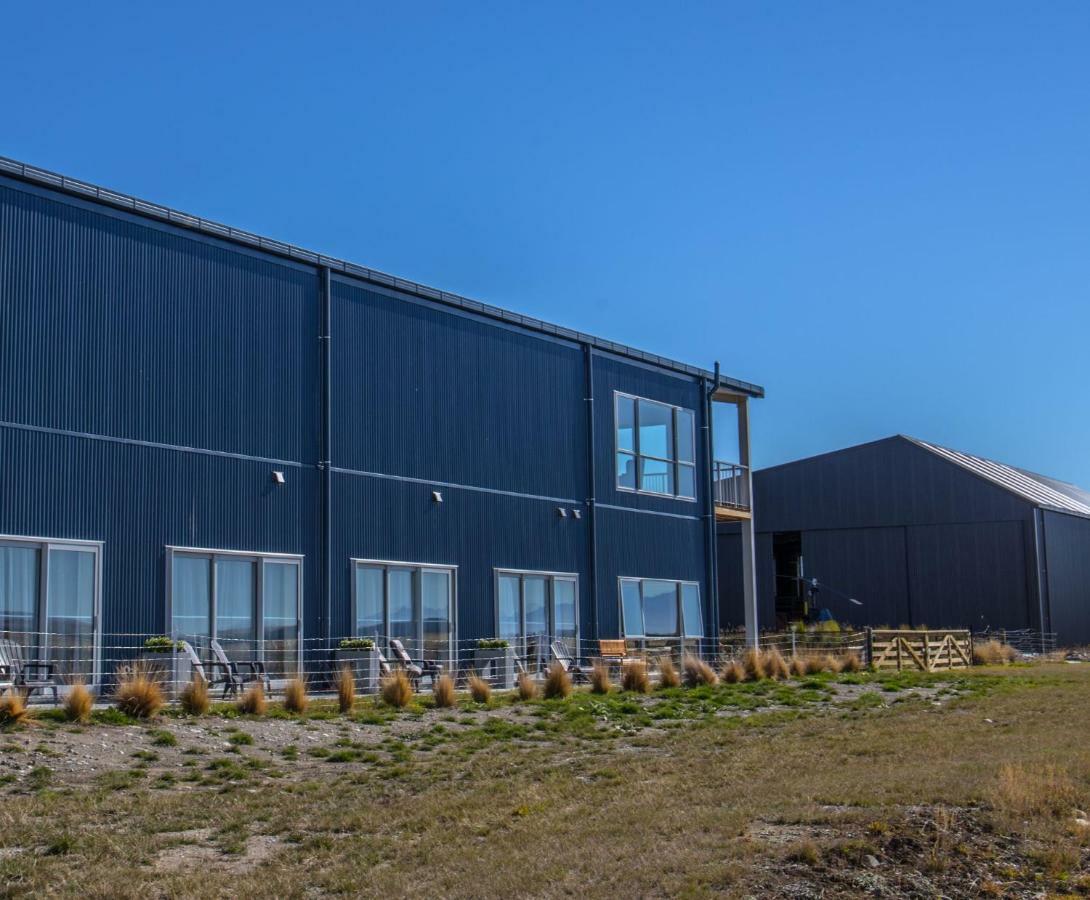 Pukaki Air Lodge Twizel Exterior photo